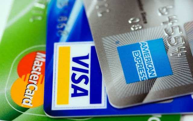 How Many Credit Cards Should I Have in Singapore